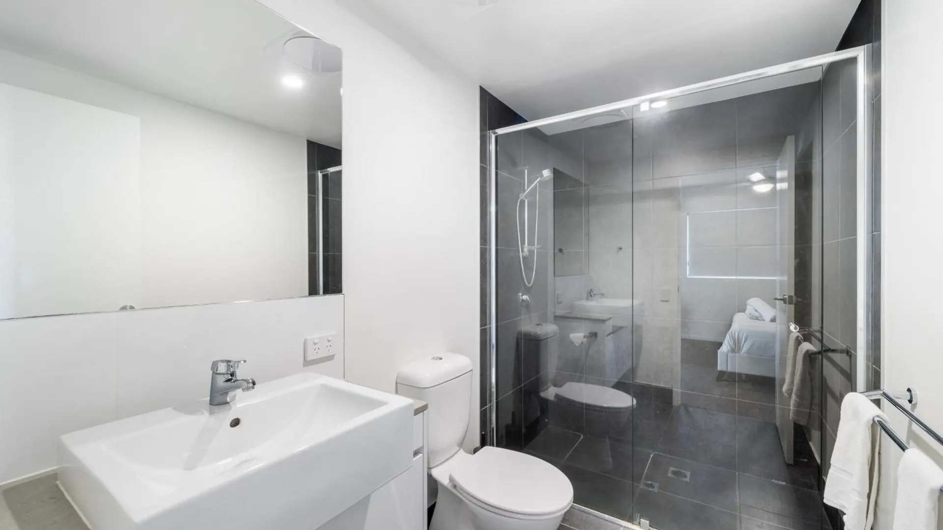 Hotel Salt At Oceanside Kawana Waters 0*,  Australien